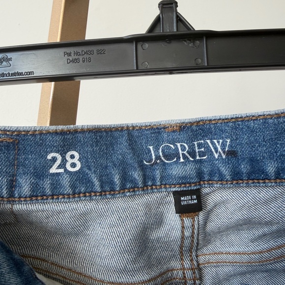 J.CREW, Nipped straight Jean, MSRP $158, CURRENT - Picture 9 of 15